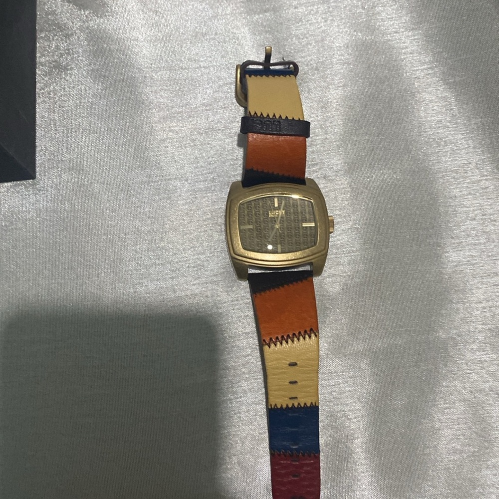 Watch - Picture 3 of 4